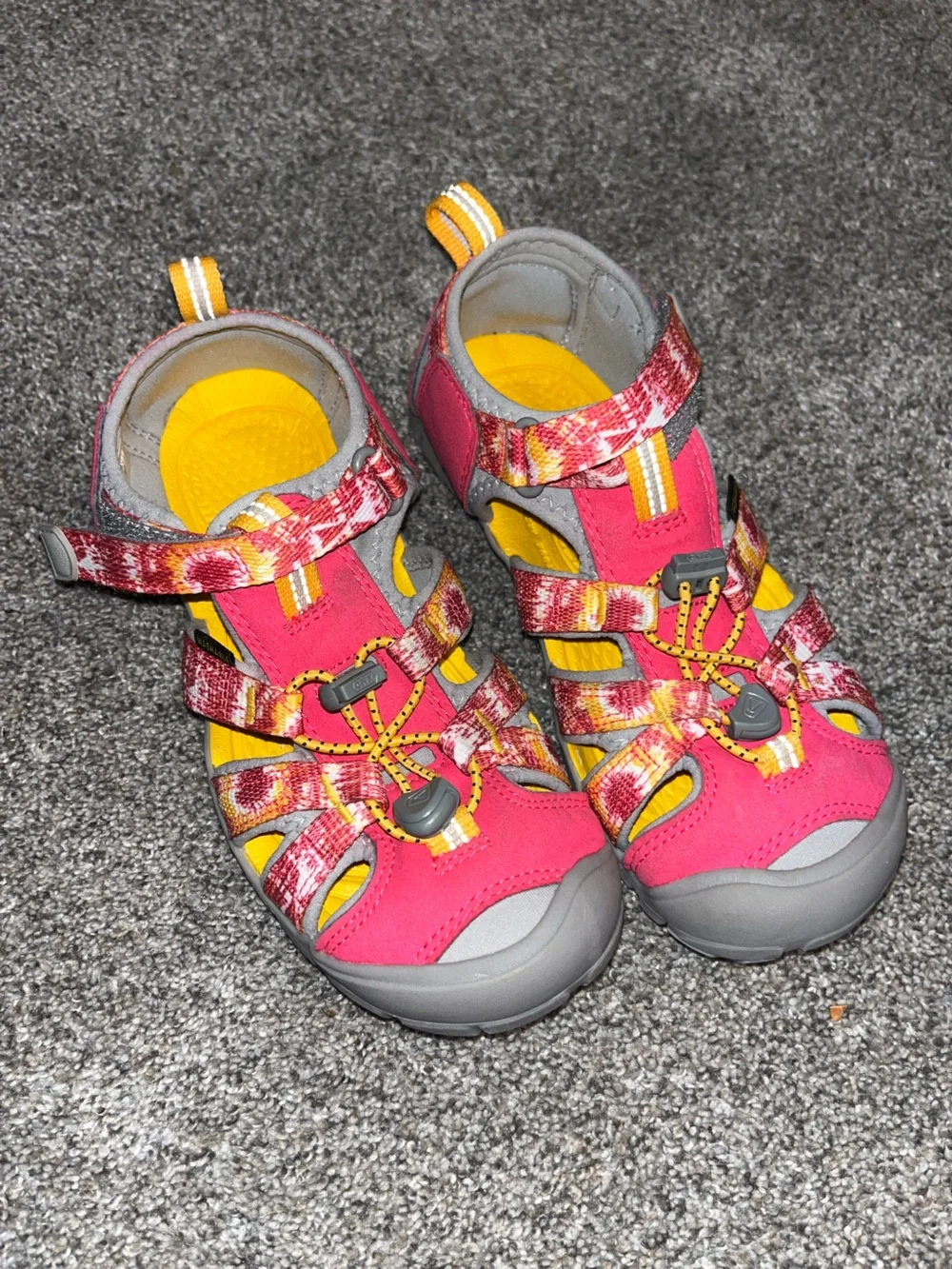 Keen girls sandals pink orange euc j3